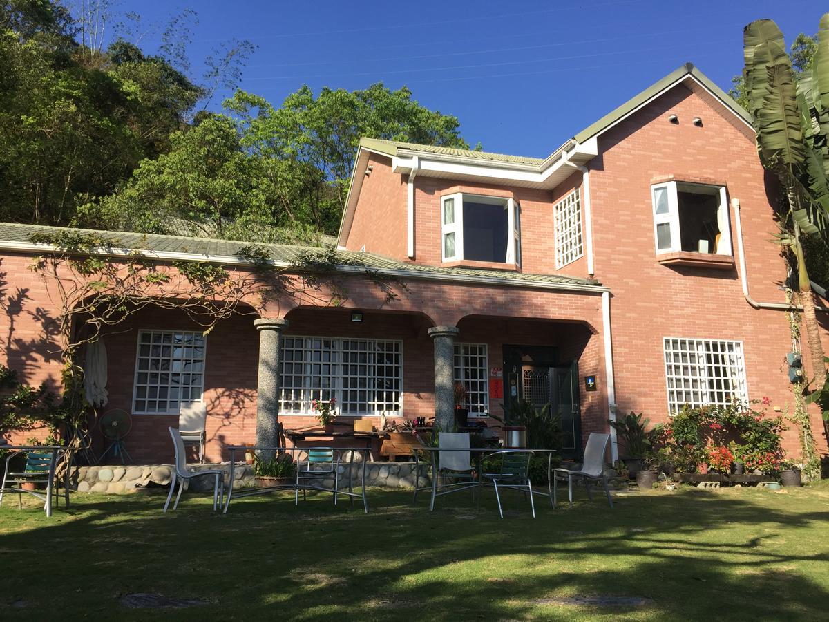 Wisdom Garden Home Stay Yuli Εξωτερικό φωτογραφία